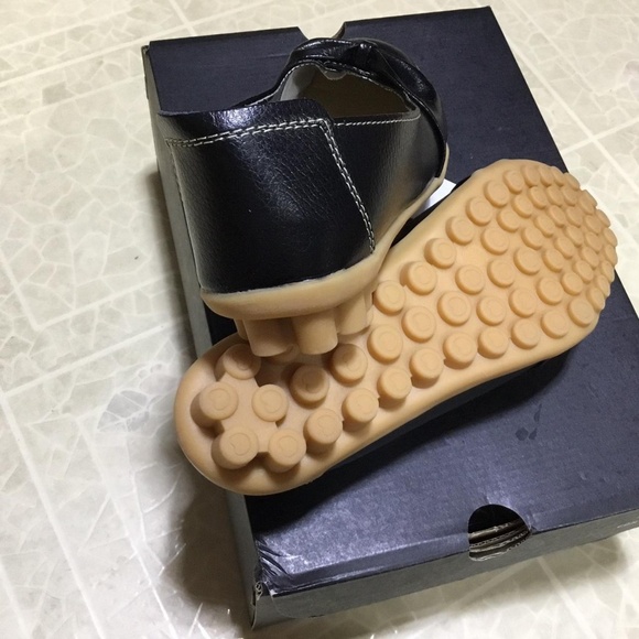 Black Leather Woman Flat With Bow Shoe - Picture 4 of 7